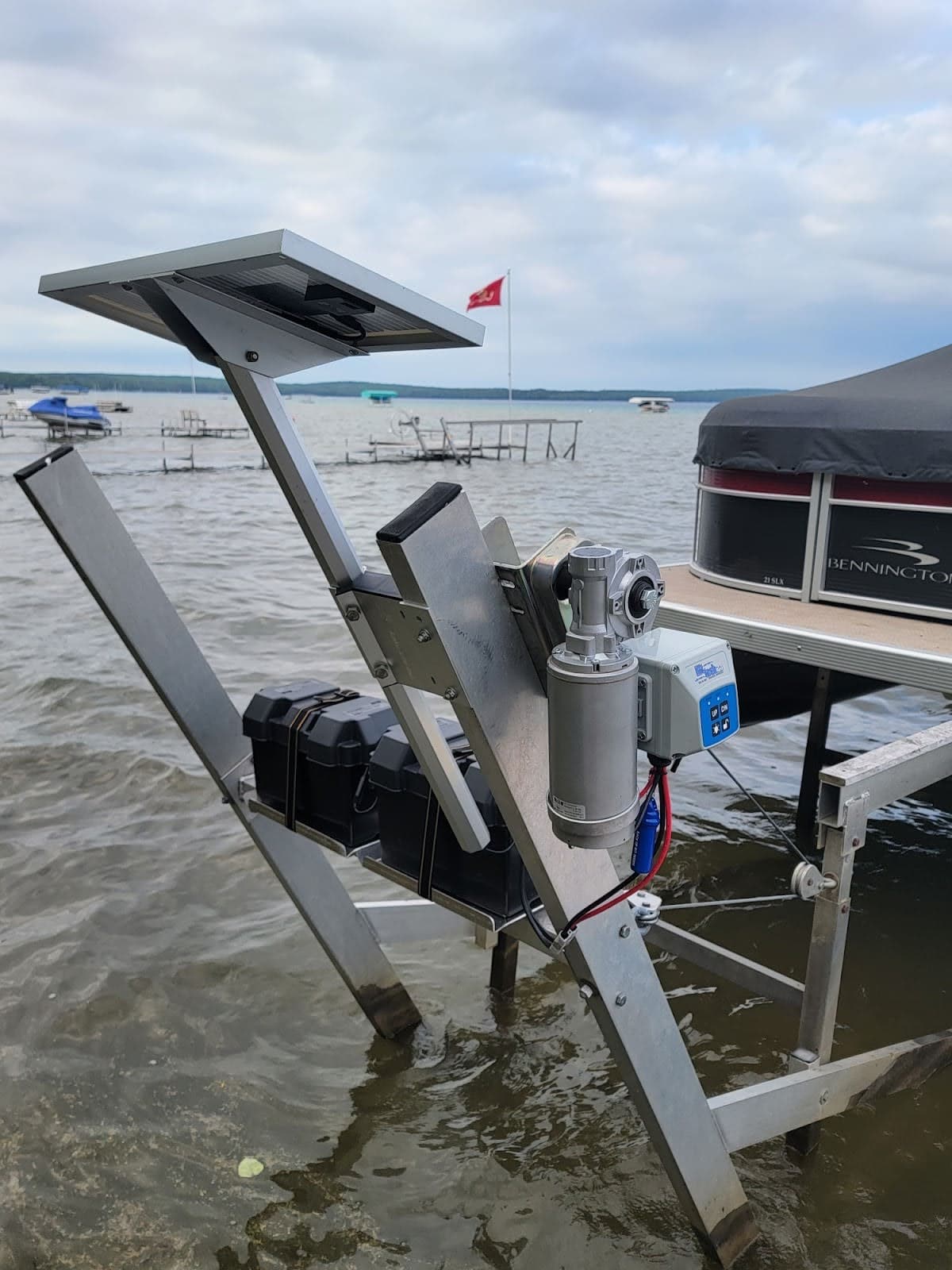 Pontoon
